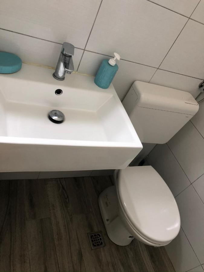 Family Stakic Lägenhet Baška Voda Exteriör bild